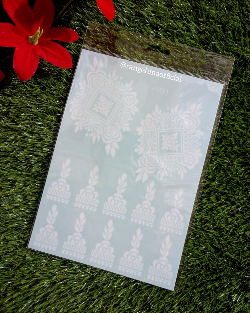 Temporary Henna tattoo - J1351 ( White ) Temporary Henna tattoo - J1351 ( White )